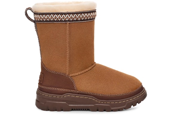 UGG Classic Short TrailGazer Boot Chestnut (Kids)
