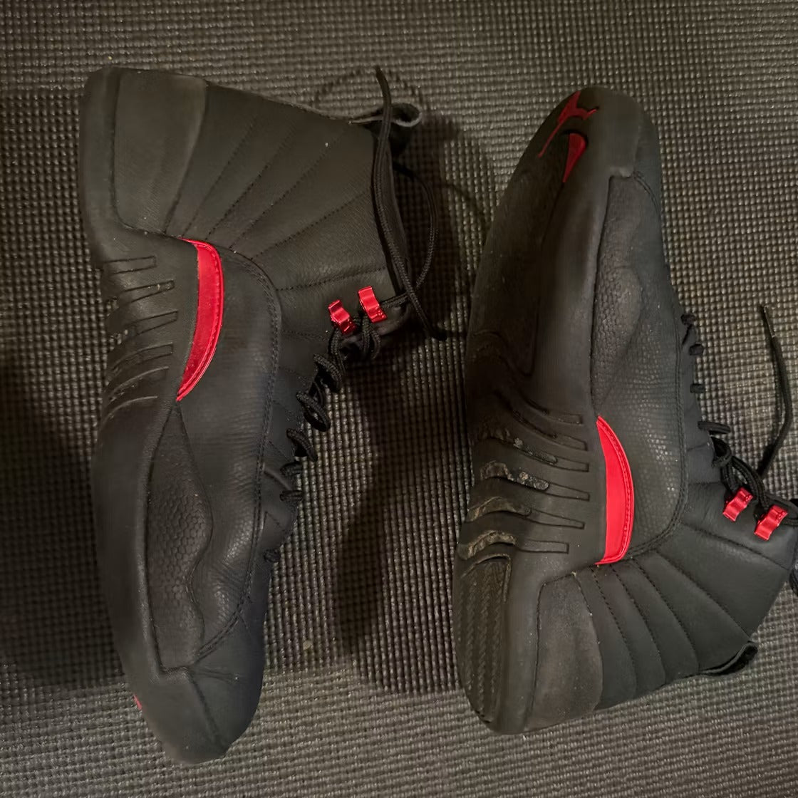 Used - Air Jordan 12 Retro Bloodline - US M 12 - detail 1