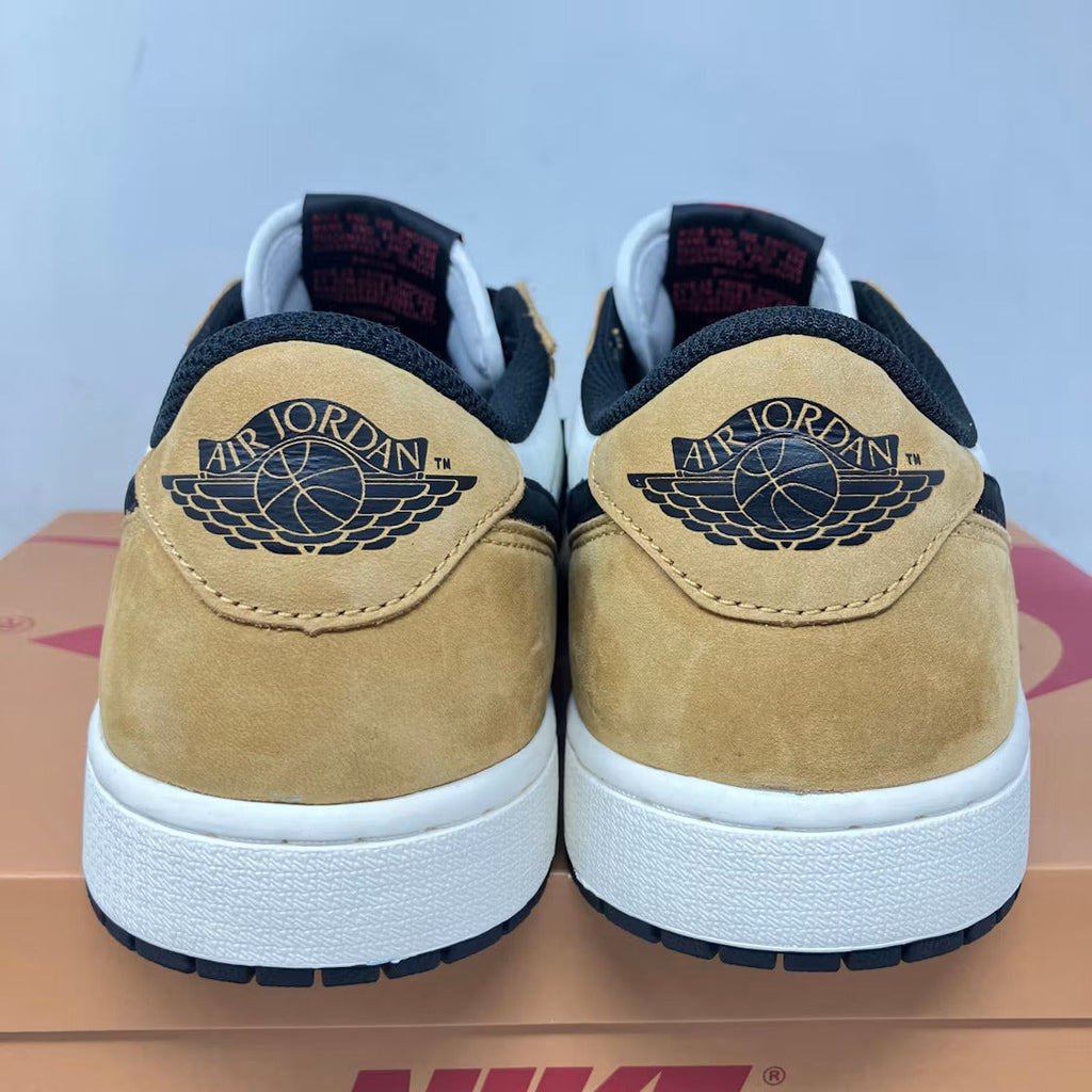 Used - Air Jordan 1 Low OG Rookie of the Year - US M 9.5 - detail 4