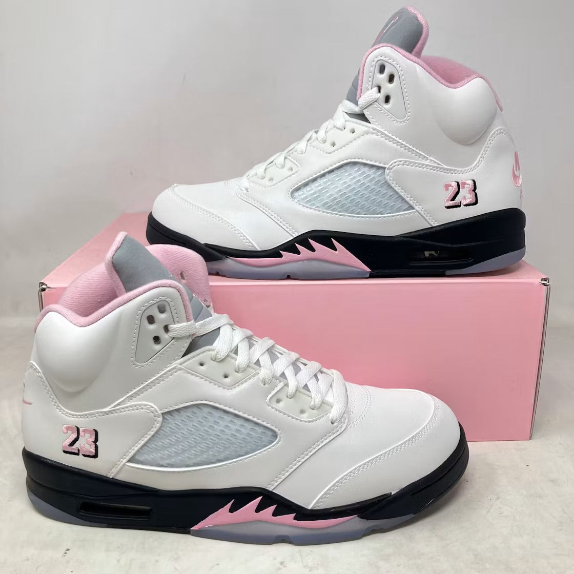 Used - Air Jordan 5 Retro Medium Soft Pink - US M 10.5 - detail 1