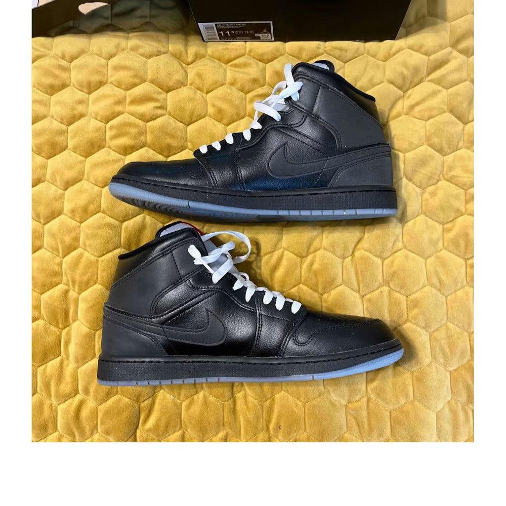 Used - Air Jordan 1 Mid SE Black Metallic Reimagined - US M 11.5 - detail 2