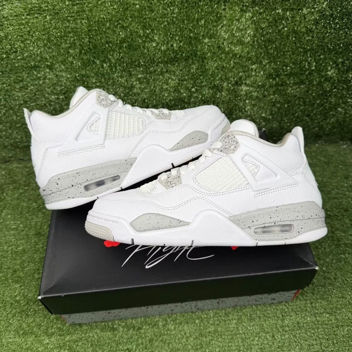 Used - Air Jordan 4 Retro White Oreo (2021) (GS) - US 6.5Y - detail 1