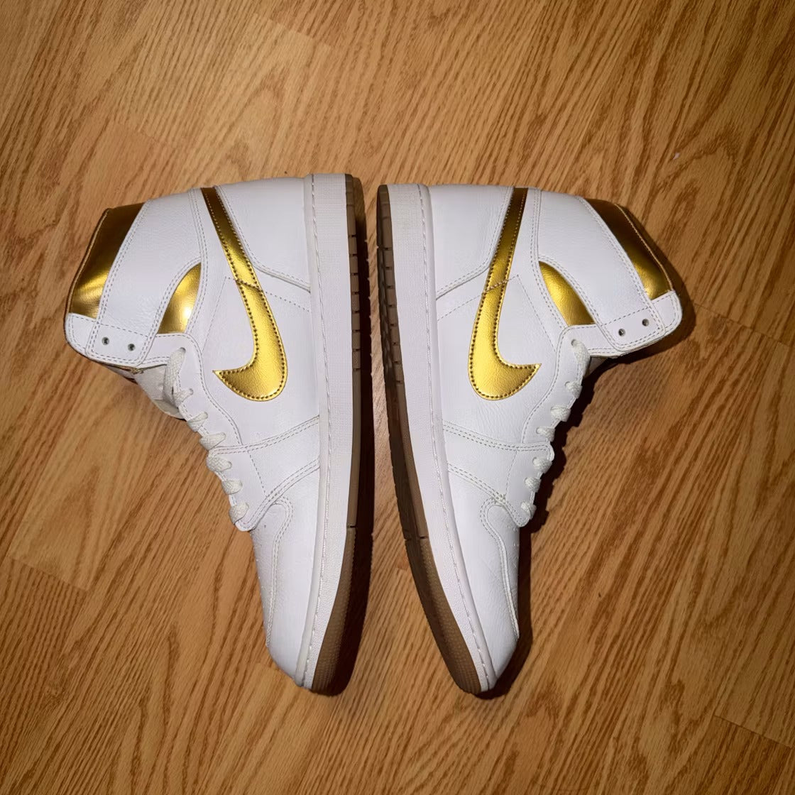 Used - Air Jordan 1 Retro High OG Metallic Gold (Women's) - US W 14.5 - detail 5