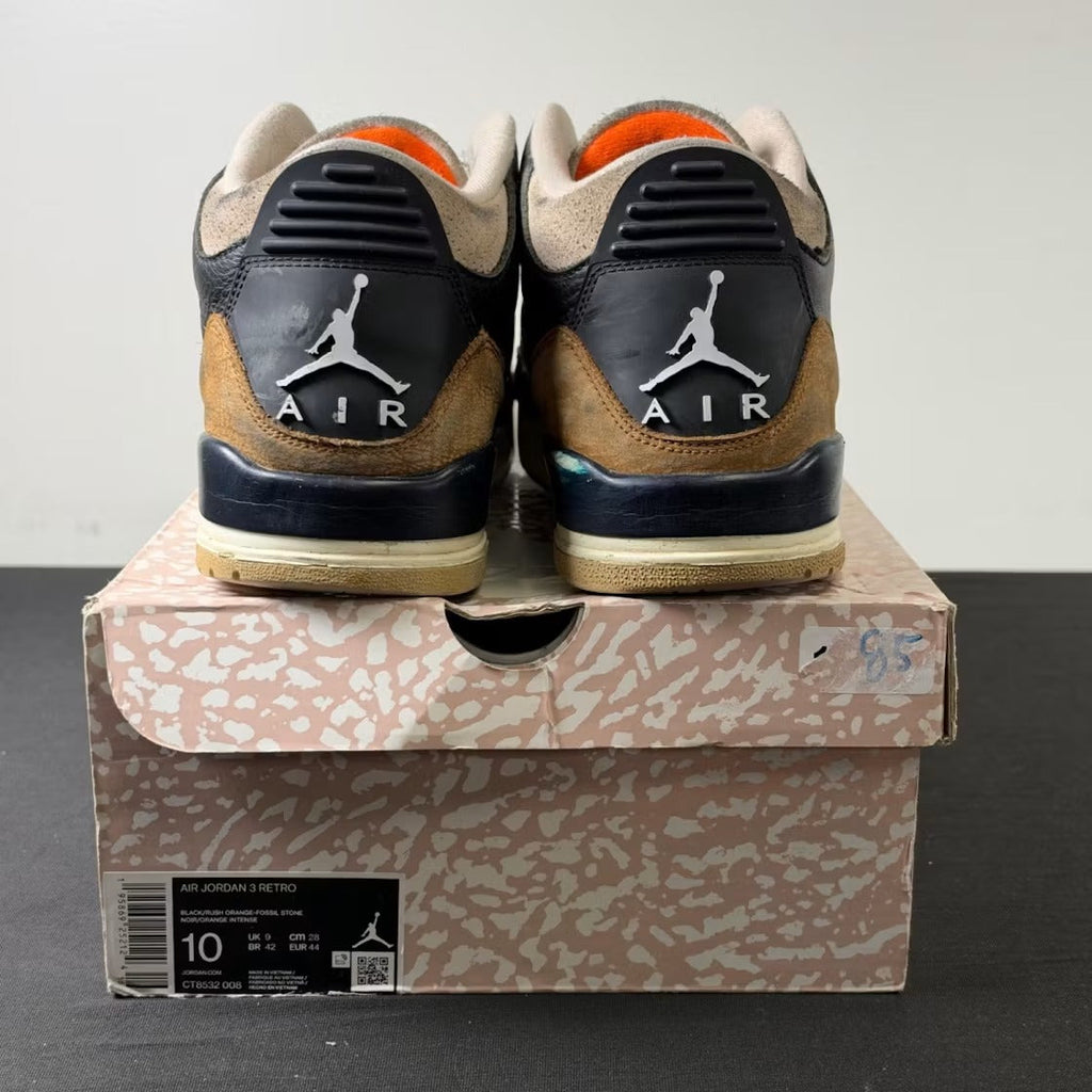 Used - Air Jordan 3 Retro Desert Elephant - US M 10 - detail 4