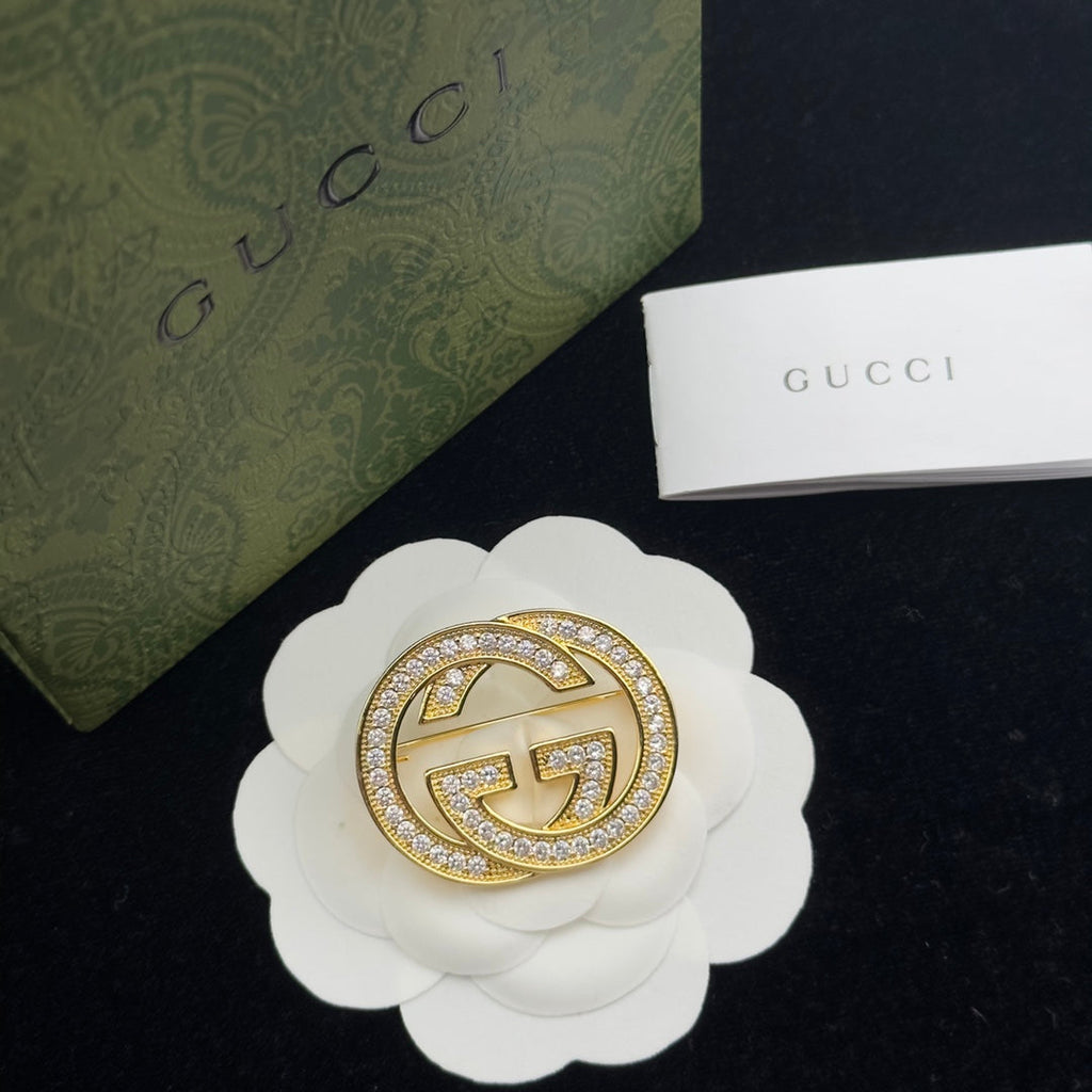 Gucci Brooch Gold 184132